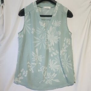 Jon & Anna Green Sleeveless Pleated Blouse